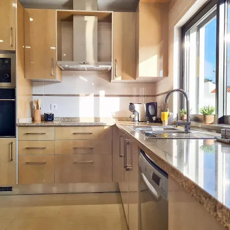 Casa Limao - Private Pool & Garden - & Center 650m بيت للعطل كارفويرو