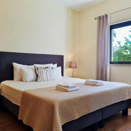 Casa Limao - Private Pool & Garden - & Center 650m بيت للعطل